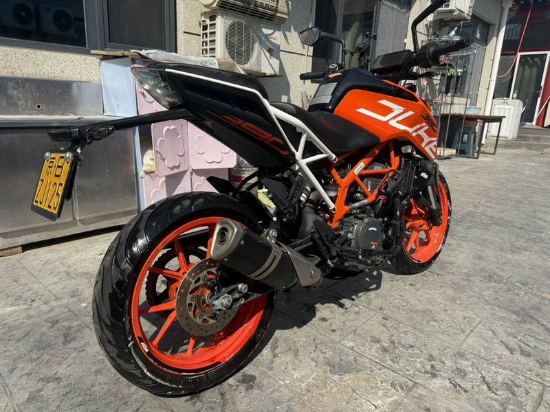 二手KTMR2R390 Duke