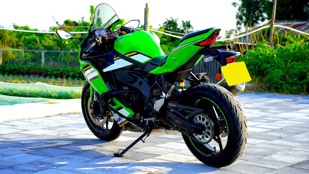二手川崎ZX-4R