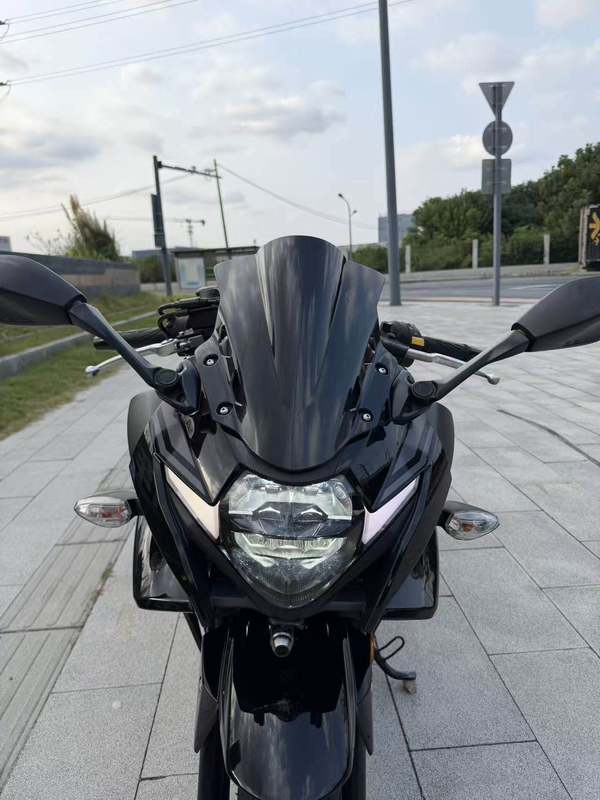 二手豪爵铃木GSX250R