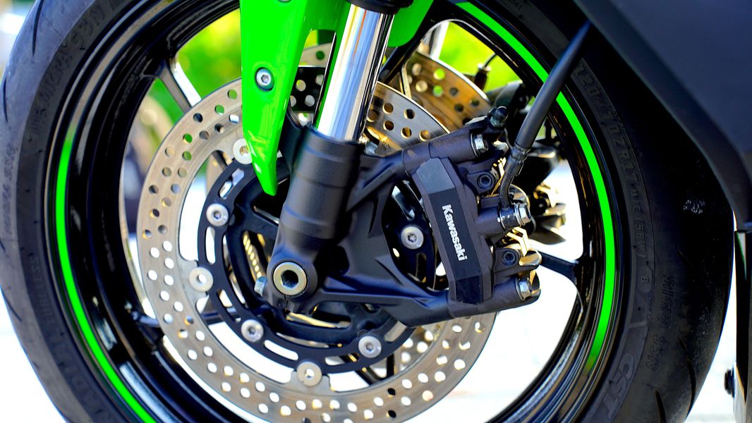 二手川崎ZX-4R