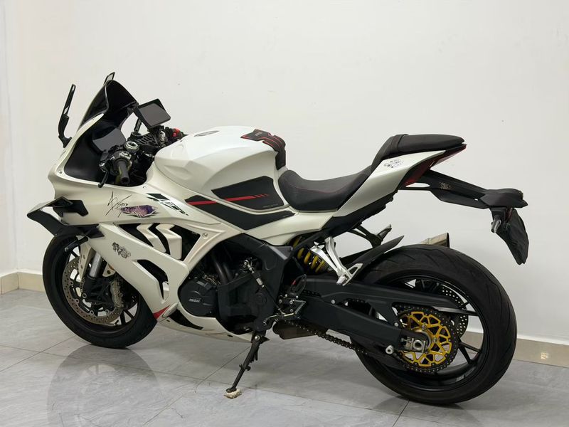 二手QJMOTOR赛600