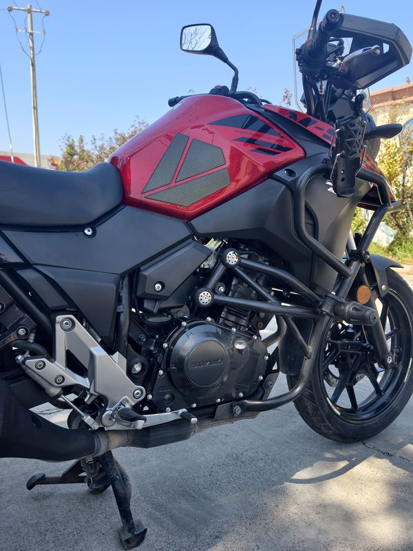 二手豪爵铃木DL250