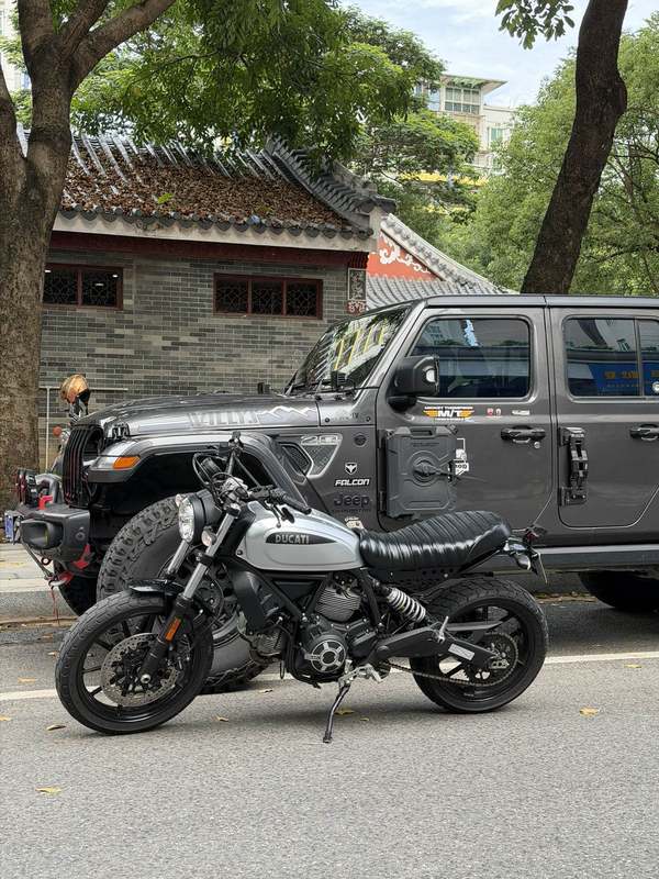 二手杜卡迪Scrambler Sixty2