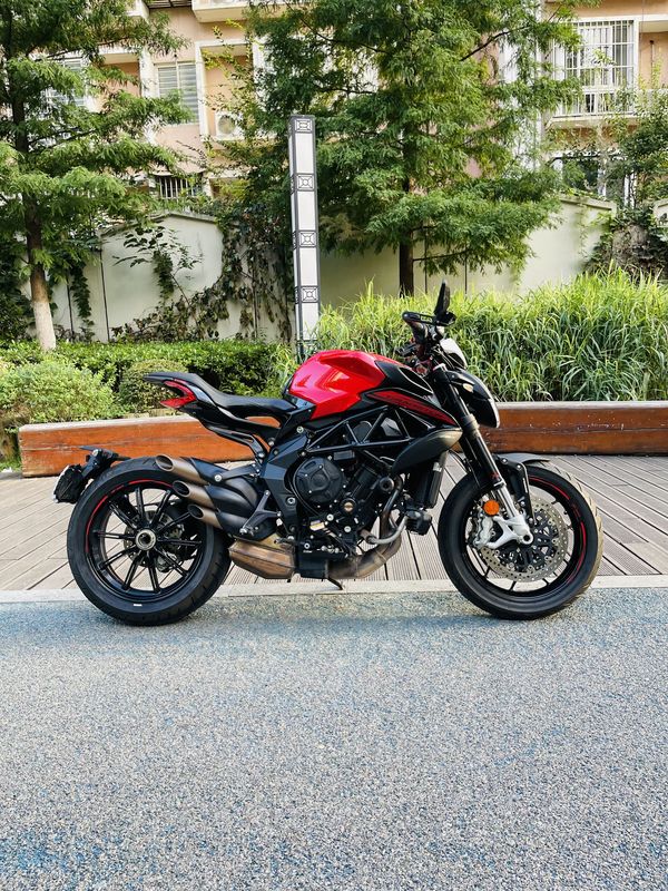 二手奥古斯塔Dragster 800