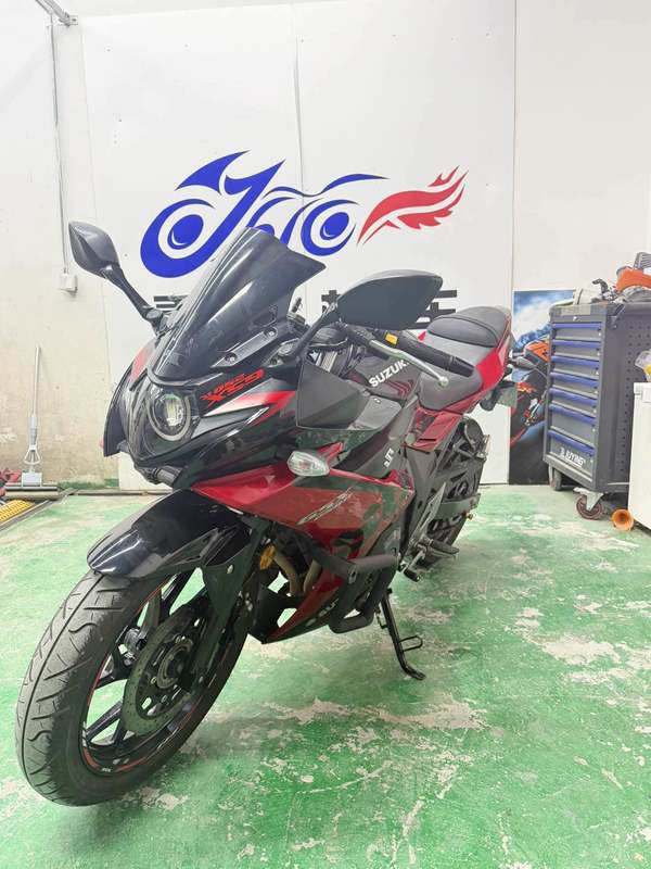 二手豪爵铃木GSX250R
