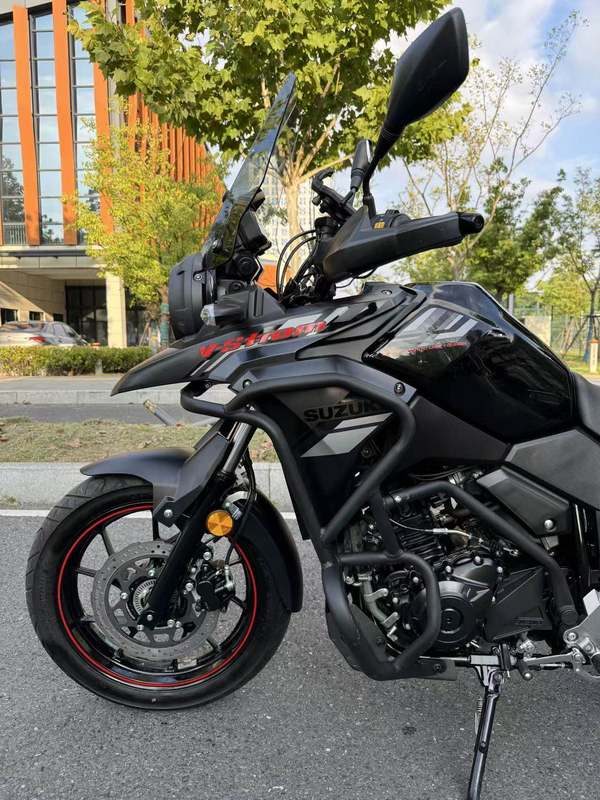 二手豪爵铃木DL250