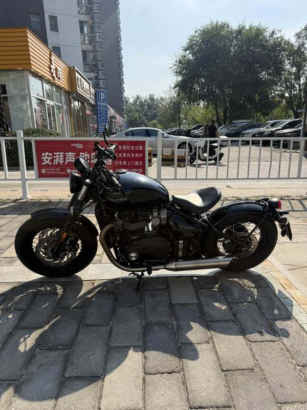 二手凯旋Bonneville Bobber