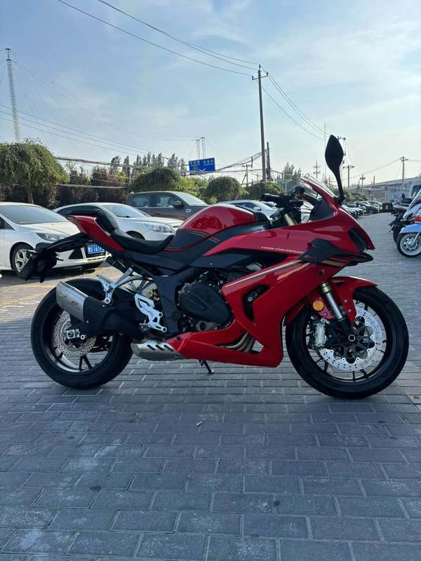 二手QJMOTOR赛800