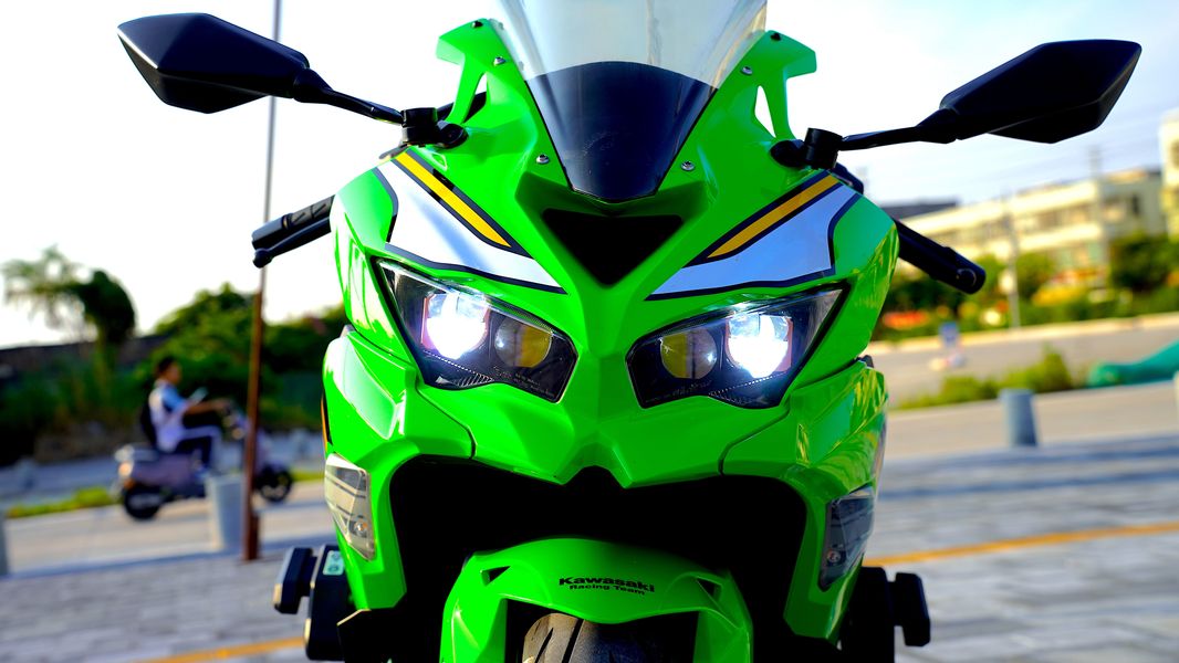 二手川崎ZX-4R