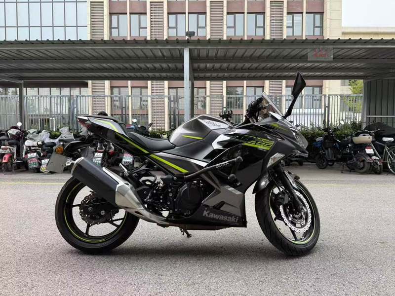 二手川崎Ninja 400