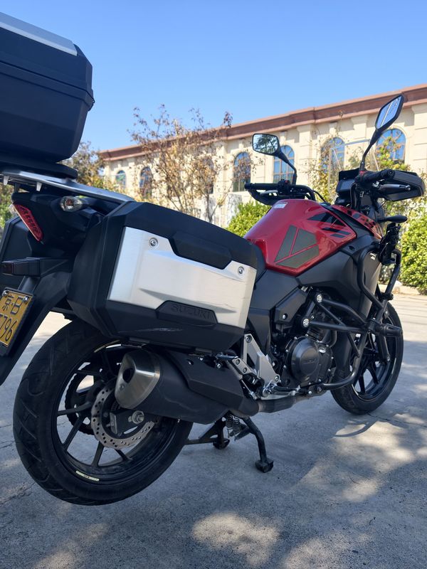 二手豪爵铃木DL250