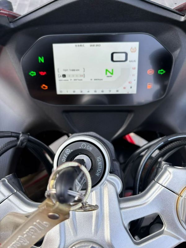 二手QJMOTOR赛800