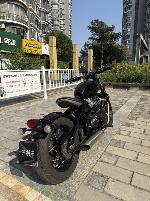 二手凯旋Bonneville Bobber