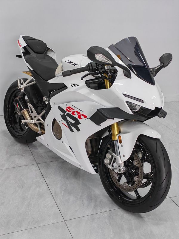 二手张雪机车500RR