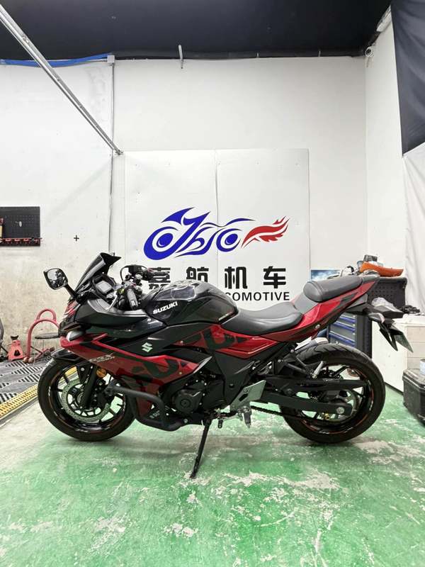 二手豪爵铃木GSX250R