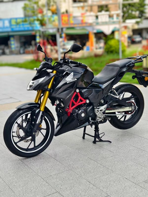 二手五羊本田CB190R 暴锋眼