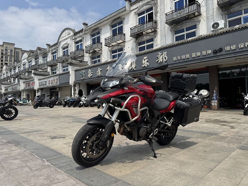 二手贝纳利金鹏 TRK502