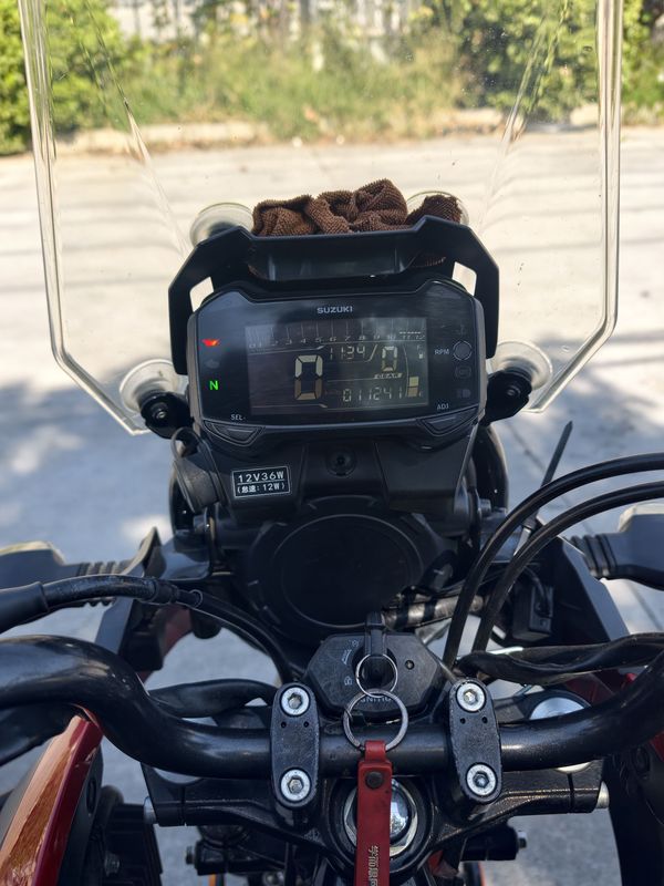 二手豪爵铃木DL250