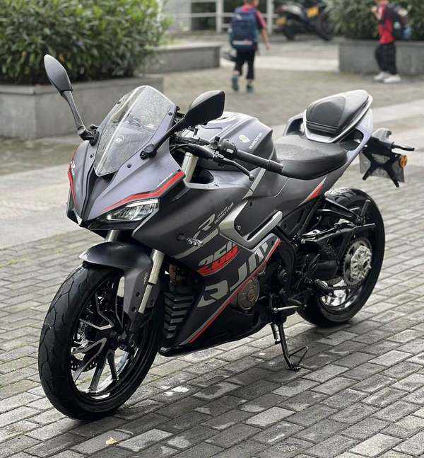 二手QJMOTOR赛250