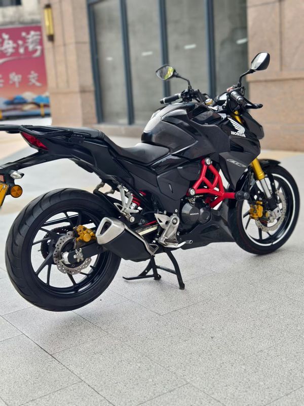 二手五羊本田CB190R 暴锋眼