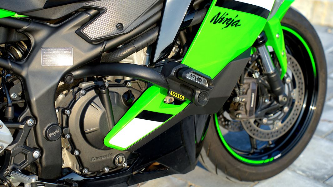 二手川崎ZX-4R