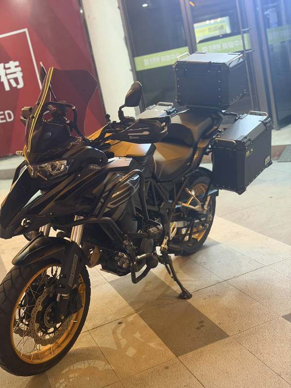 二手贝纳利TRK552