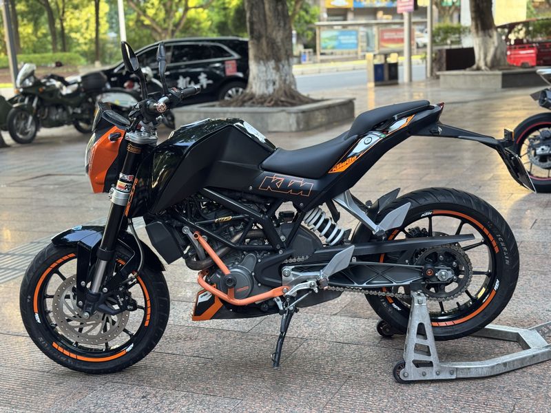 二手KTMR2R200 Duke