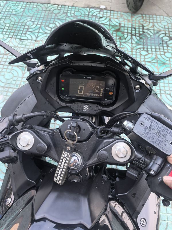 二手豪爵铃木GSX250R