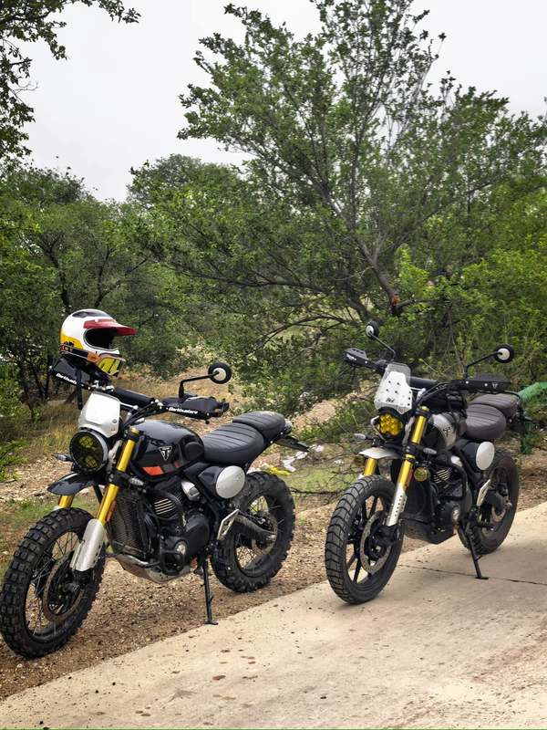 二手凯旋Scrambler 400 X