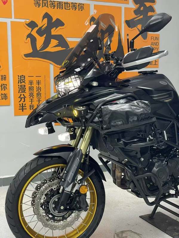 二手贝纳利TRK552