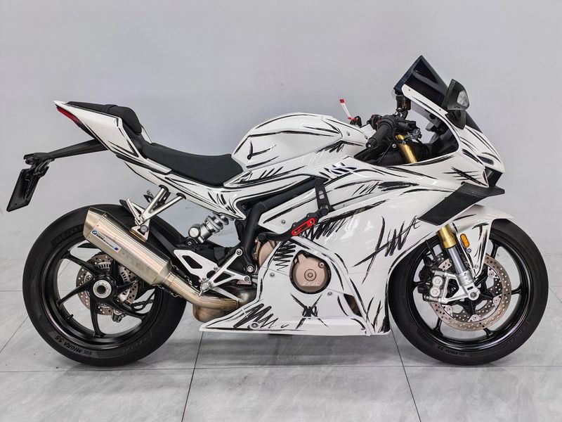 二手张雪机车500RR