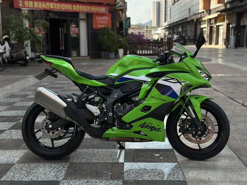 二手川崎ZX-4R