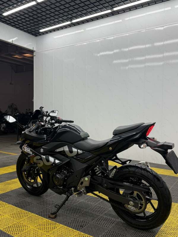 二手豪爵铃木GSX250R