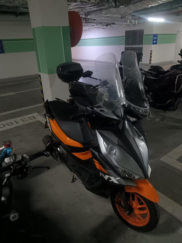 二手五羊本田NX125
