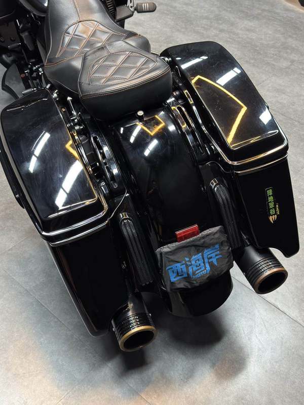 二手哈雷戴维森公路滑翔 Road Glide