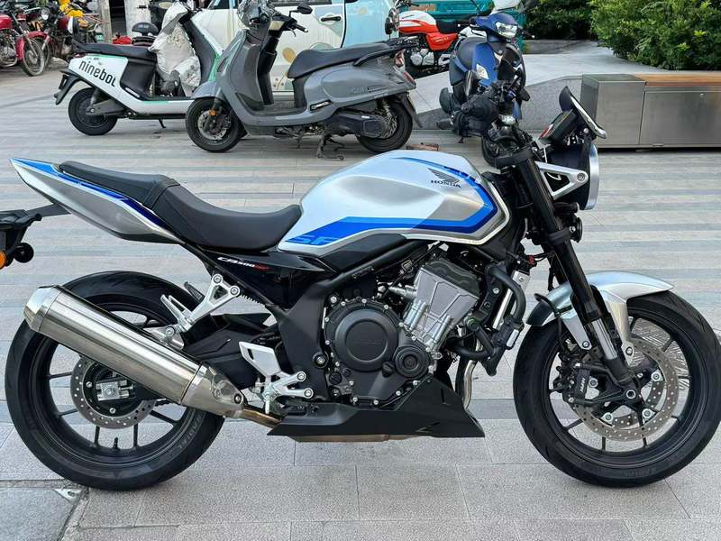 二手本田CB500 Super Four