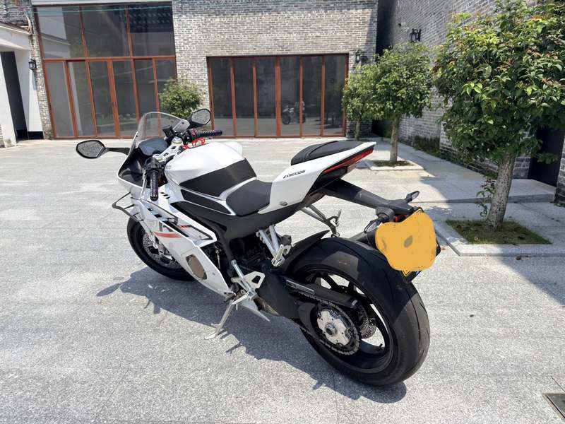 二手张雪机车500RR