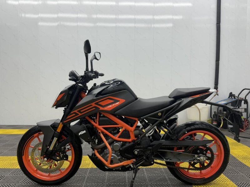 二手KTMR2R250 Duke