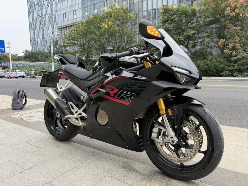 二手张雪机车500RR