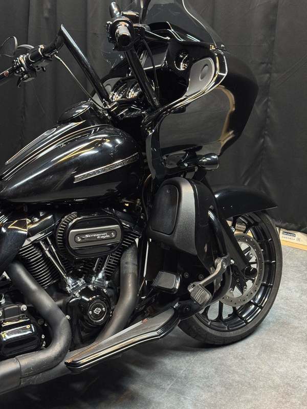 二手哈雷戴维森公路滑翔 Road Glide