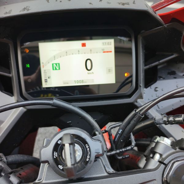 二手本田CBR400R