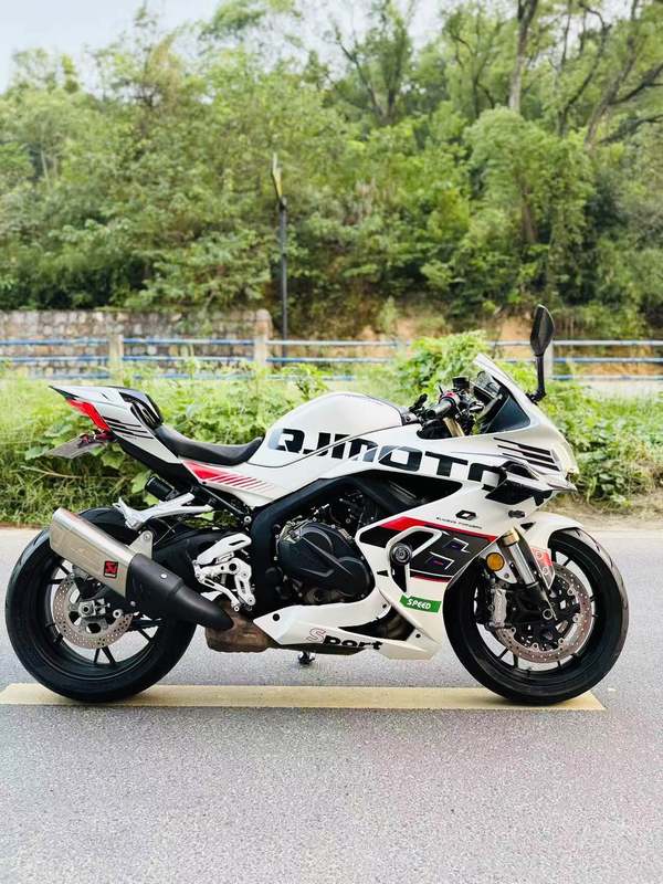 二手QJMOTOR赛800