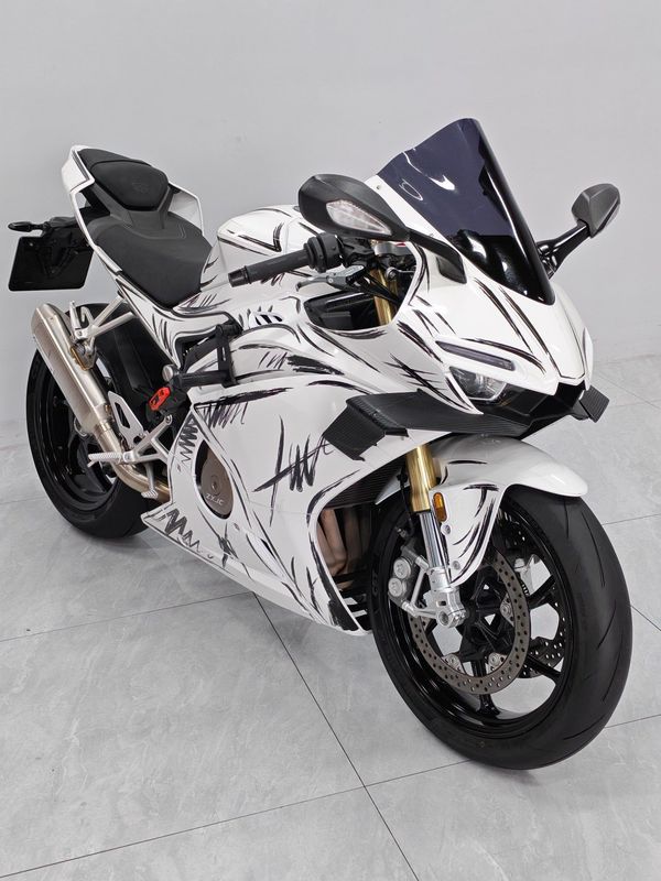 二手张雪机车500RR