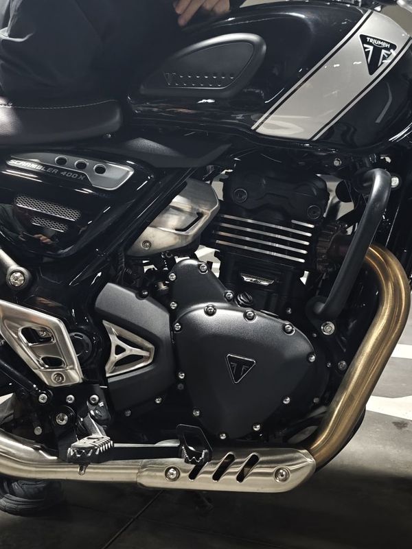 二手凯旋Scrambler 400 X