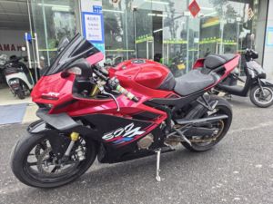 二手张雪机车500RR