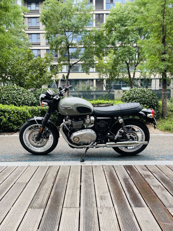 二手凯旋Bonneville T120