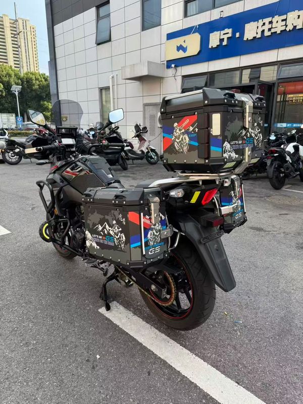 二手豪爵铃木DL250