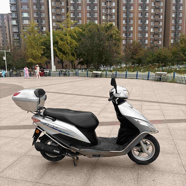 二手济南铃木优友 UU125i