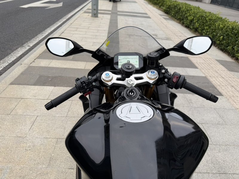 二手张雪机车500RR