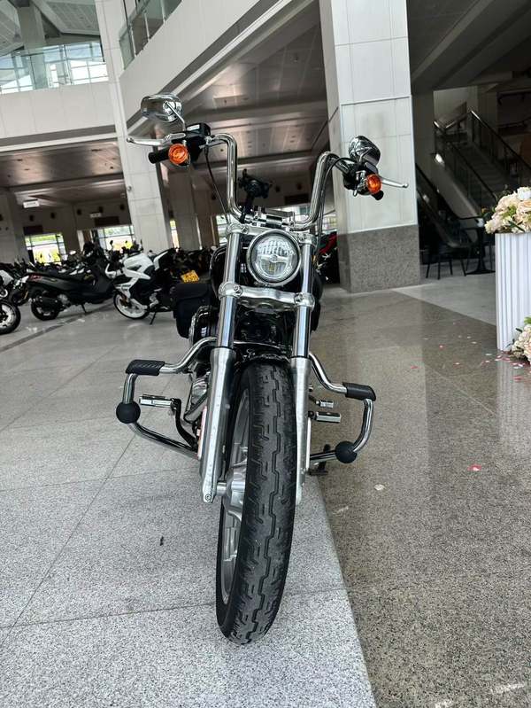 二手哈雷戴维森街霸 Street Bob